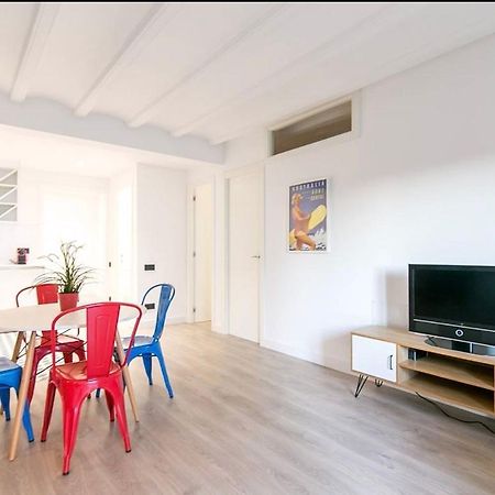 Apartamento Elyo Apartment Barcelona Ngoại thất bức ảnh